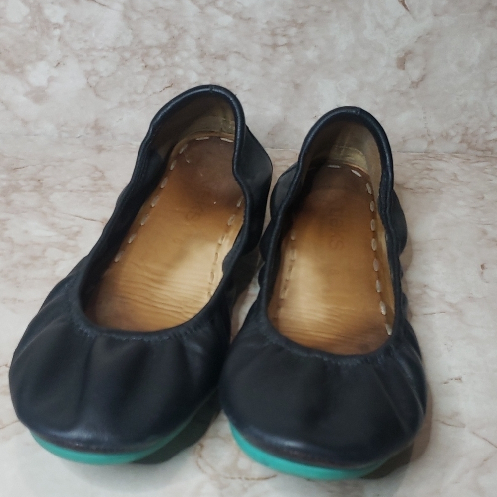 Tieks Stylish Black Round Toe Flats Size 8